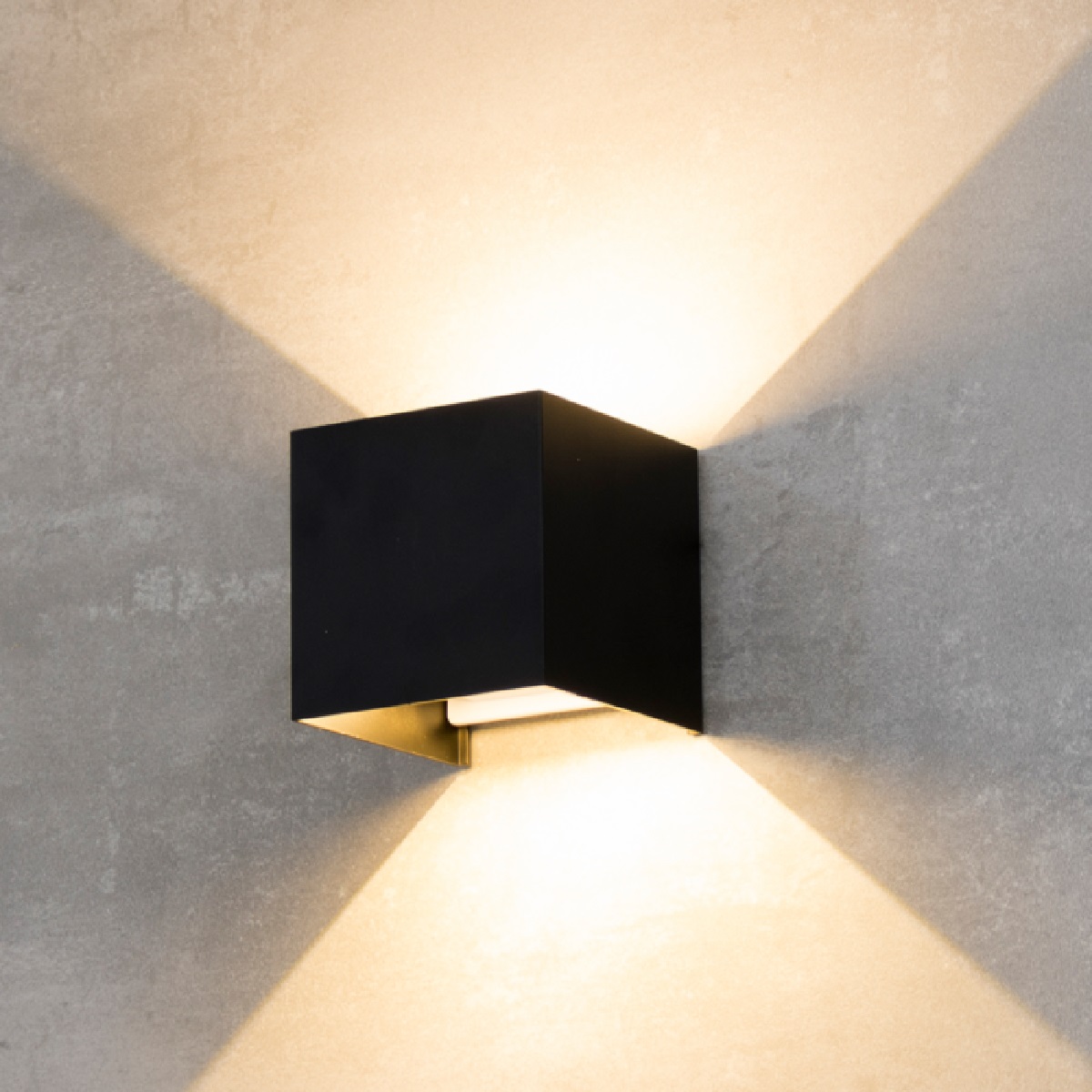 ARANDELA LED VONA IP65 23W 3000K PT